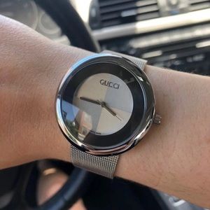 Authentic Gucci Watch Women 